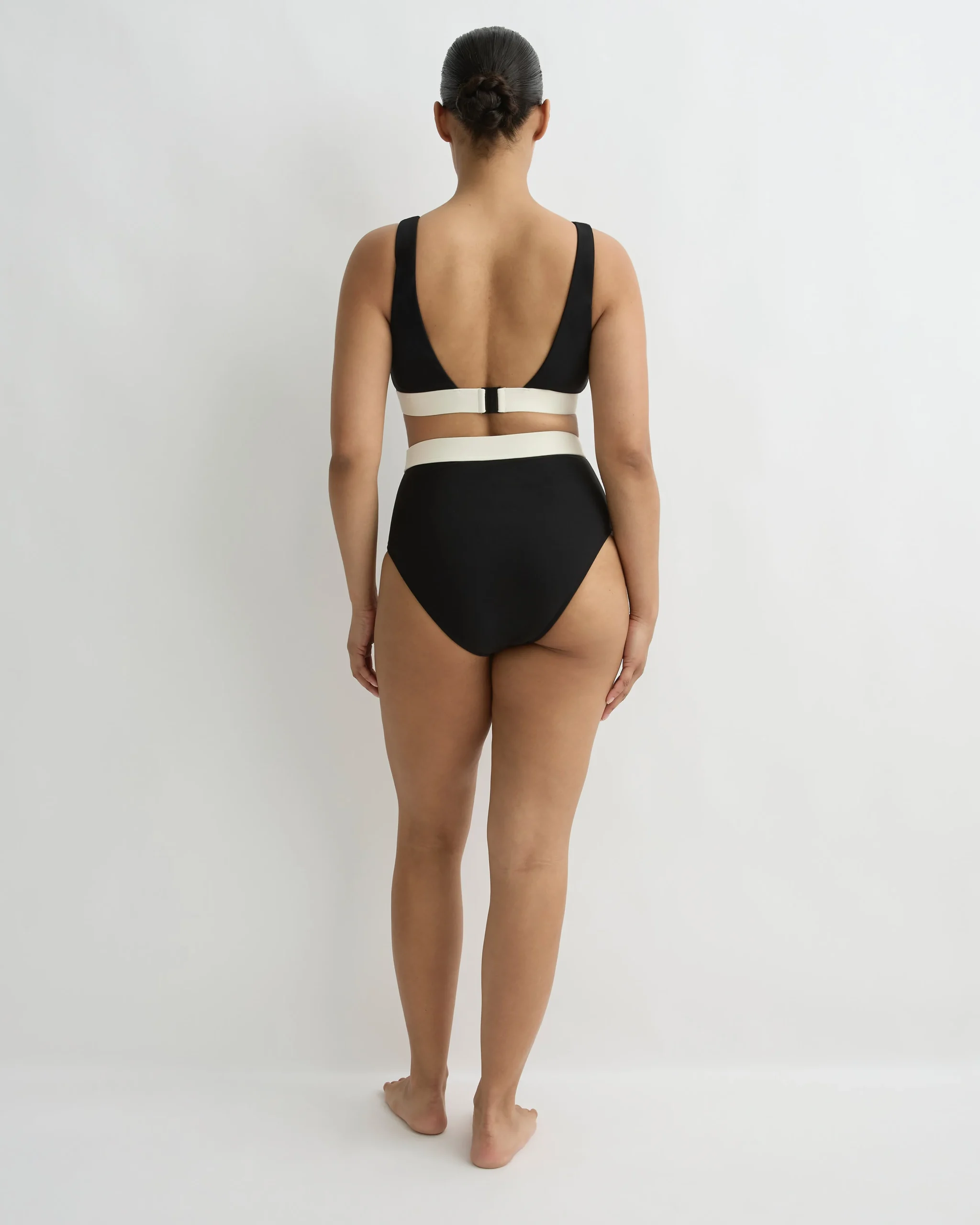 Lya Bikini Top - Black & Pearl (Sculpteur®)